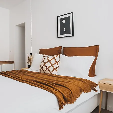 Voya Apartments - A Luxury Oasis In The Old Town-2